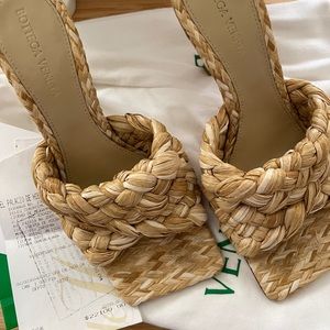 Bottega Veneta mules